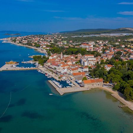 Holiday Home Mihovilka Sveti Filip i Jakov Bagian luar foto