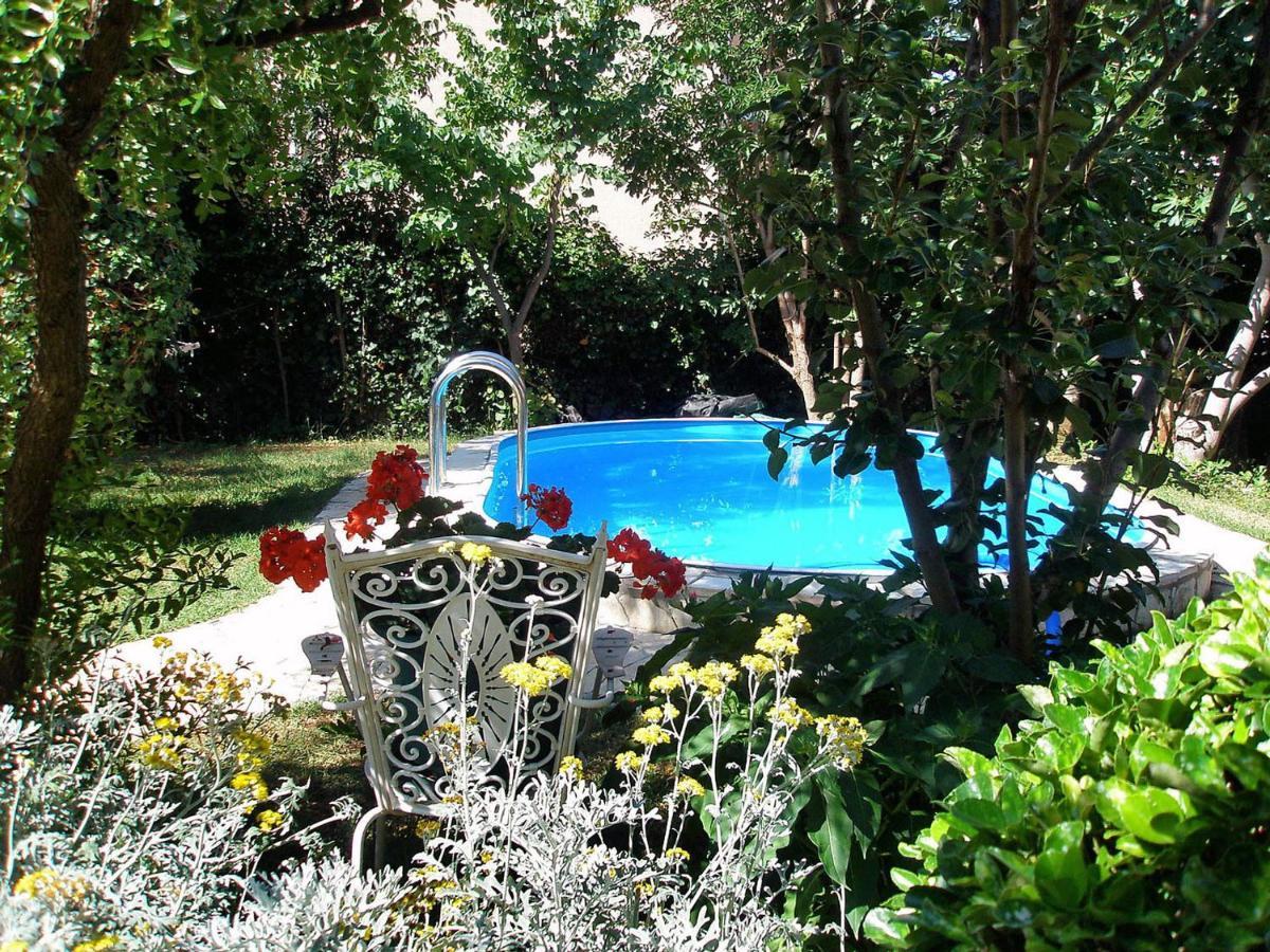Holiday Home Mihovilka Sveti Filip i Jakov Bagian luar foto