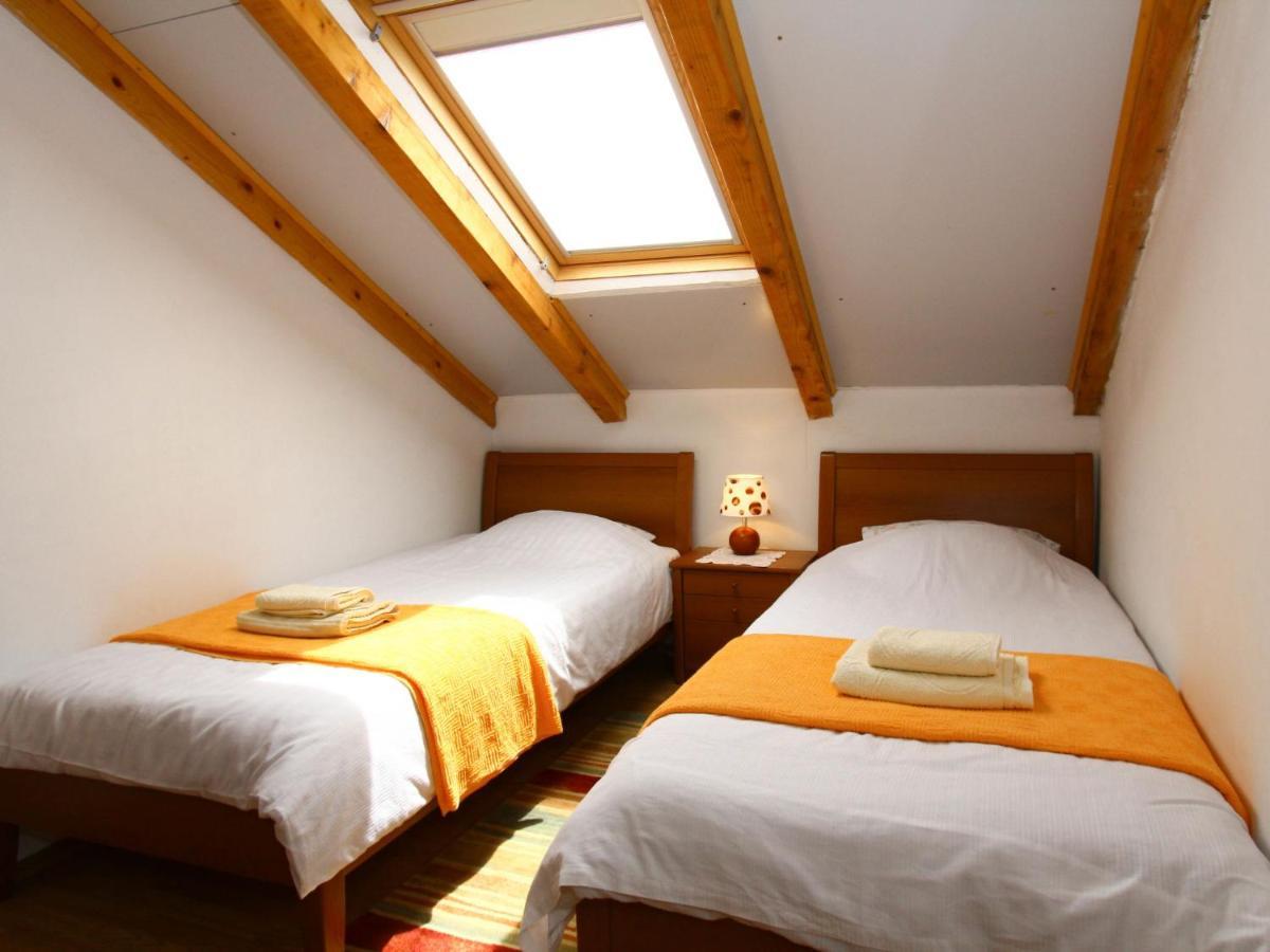 Holiday Home Mihovilka Sveti Filip i Jakov Bagian luar foto