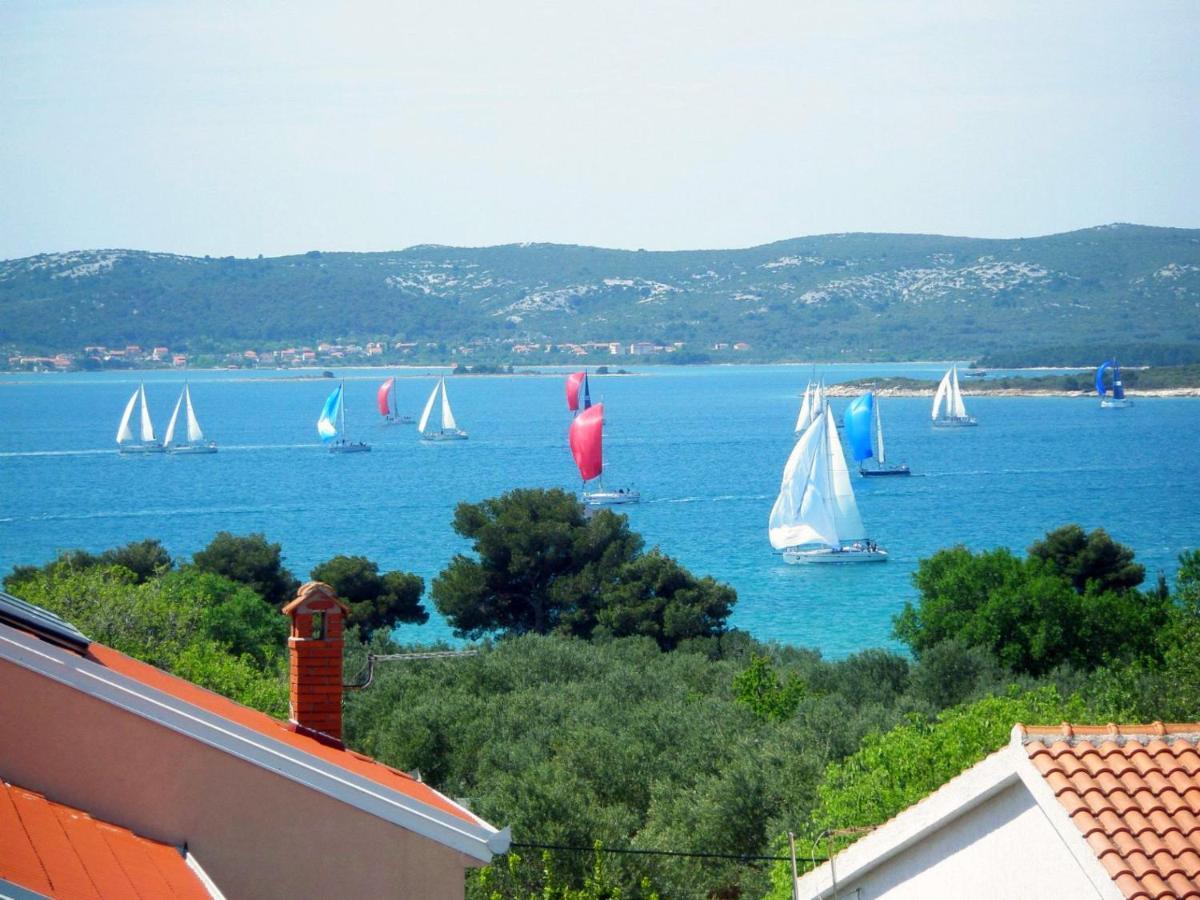 Holiday Home Mihovilka Sveti Filip i Jakov Bagian luar foto