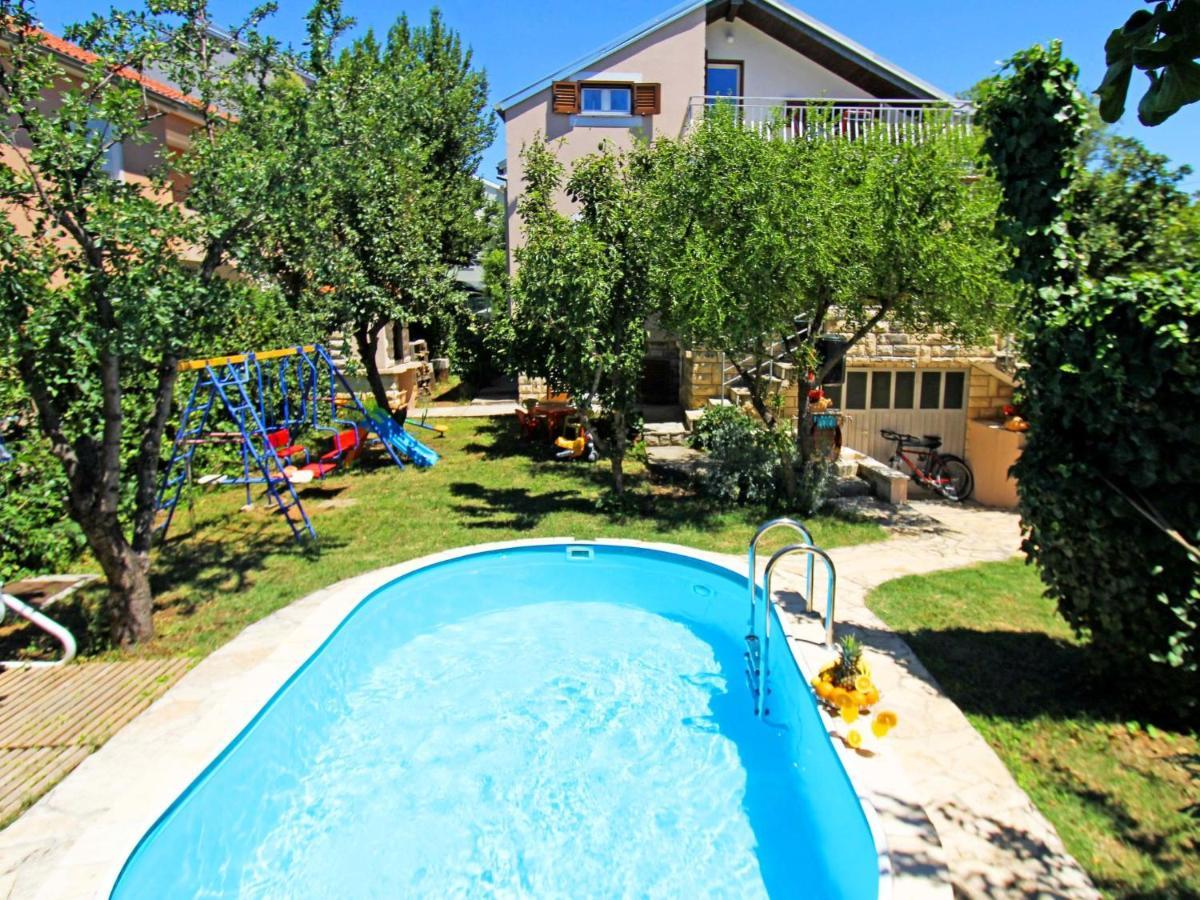 Holiday Home Mihovilka Sveti Filip i Jakov Bagian luar foto
