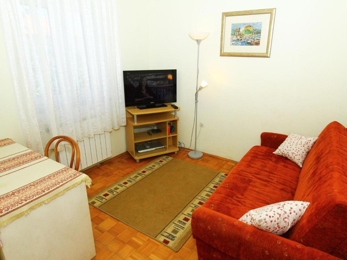 Holiday Home Mihovilka Sveti Filip i Jakov Bagian luar foto